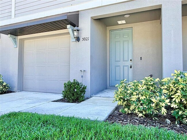 Foto del edificio - 5921 Sailor Coast Wy