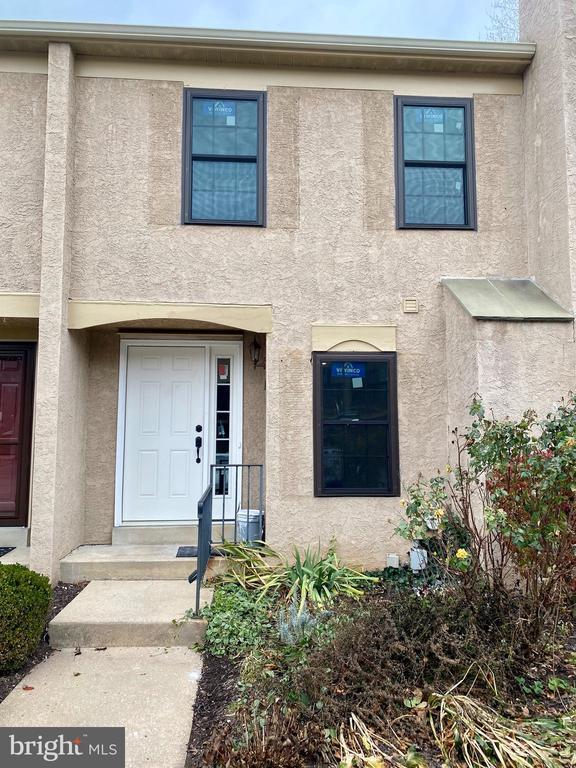 Foto del edificio - 2402 Winterbridge Ln
