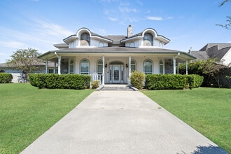 Building Photo - 100 Dillons Way
