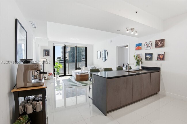 Foto del edificio - 1010 Brickell Ave