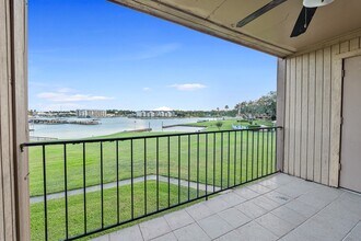 Building Photo - 15575 Marina Dr