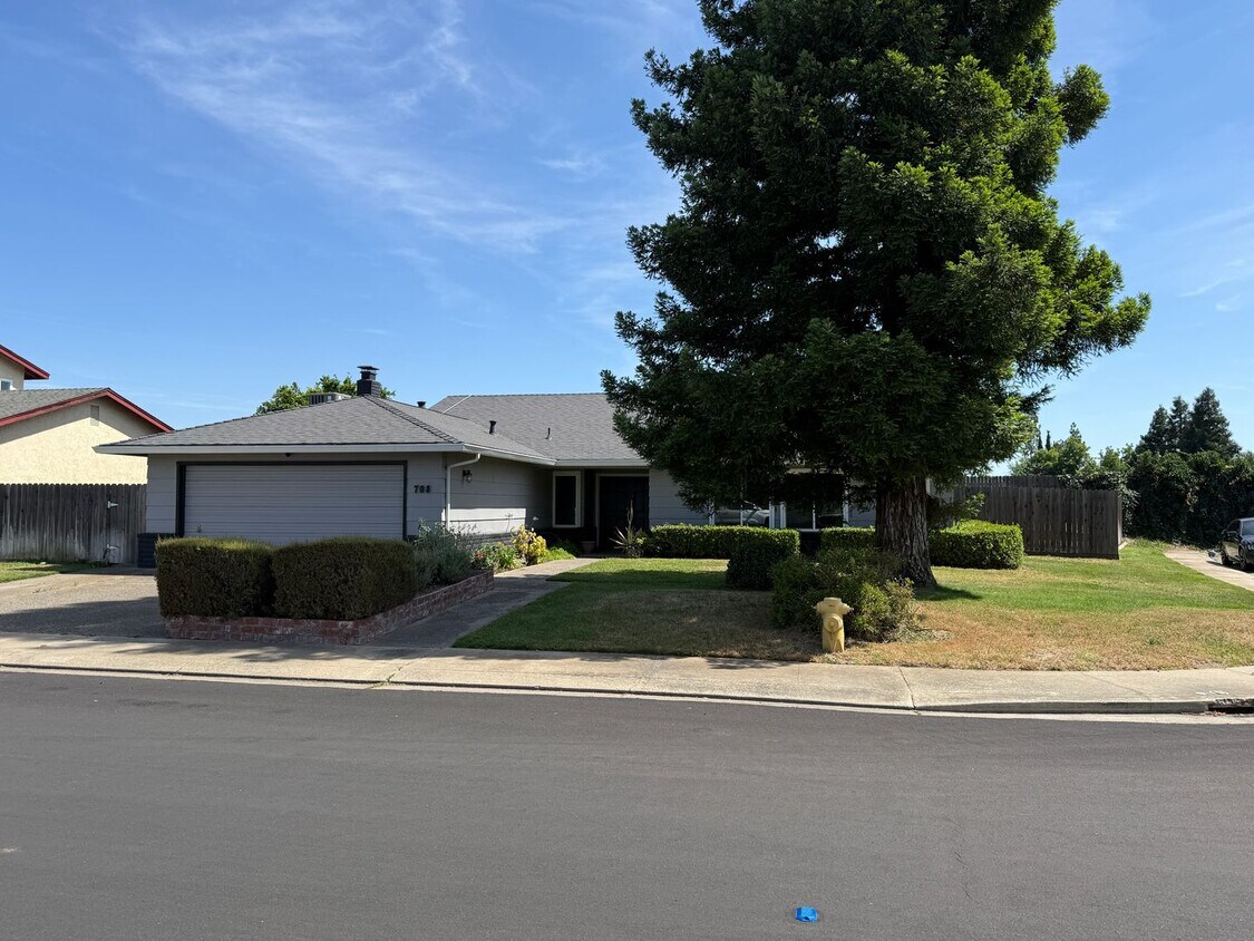 Foto del edificio - 708 Meadow Way