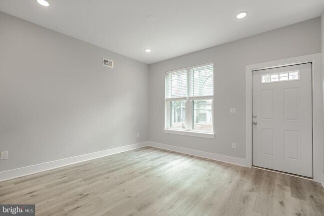 Foto del edificio - 5122 Ranstead St