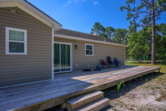 Building Photo - 600 Calabash Dr