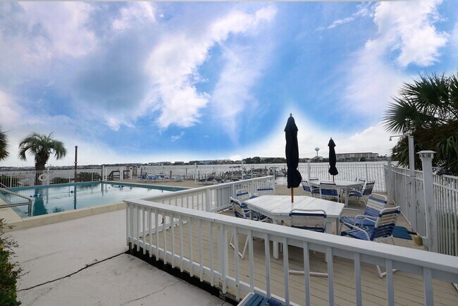Building Photo - Waterfront Living at Fountainhead – 1 Bedr...