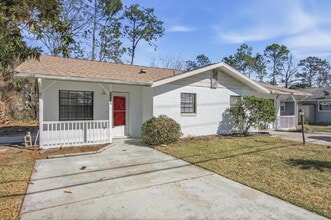 Building Photo - 123 Rae Dr