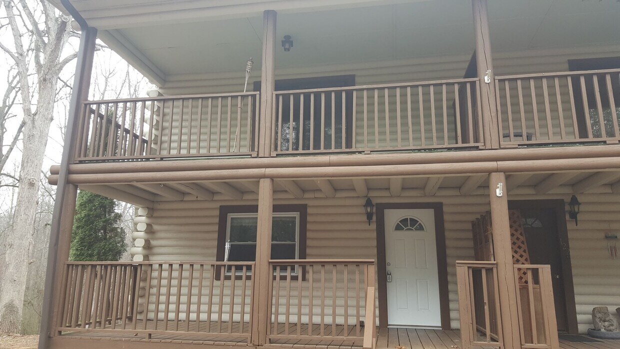 126 Cherokee Trail, Maiden, NC 28650 Townhome Rentals in Maiden NC