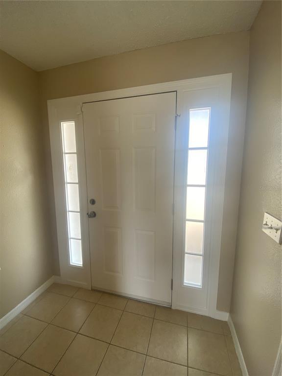 Building Photo - 30302 Double Dr