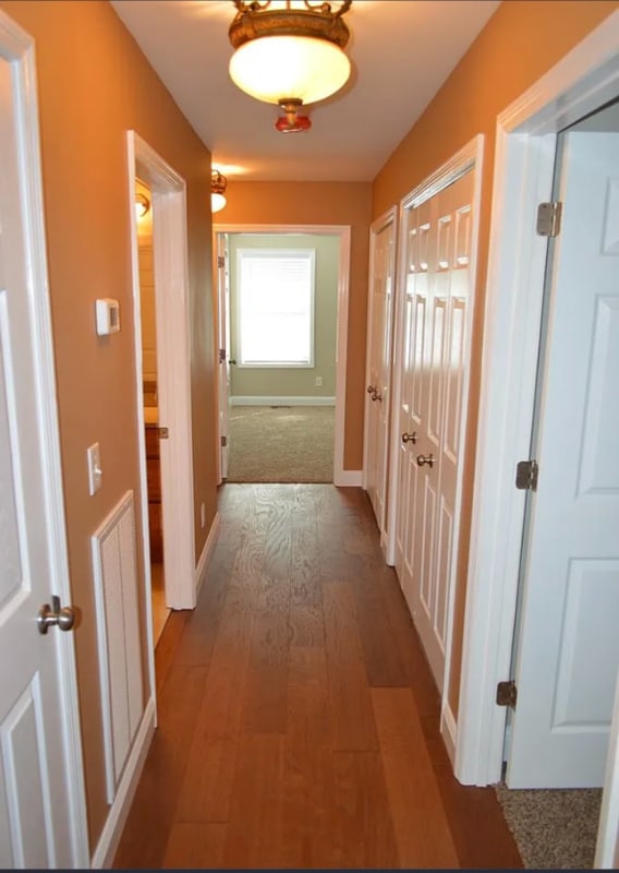 Building Photo - 308 Sparks Ln