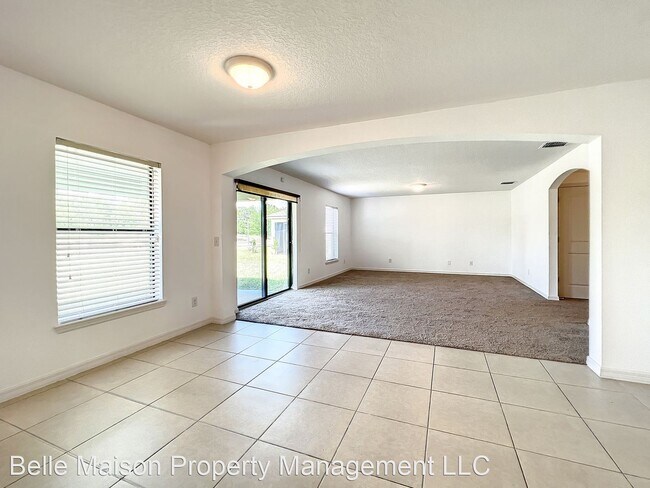 Building Photo - 4 br, 2.5 bath House - 5660 Elsinore Way