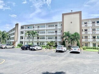 Building Photo - 4036 Cornwall B