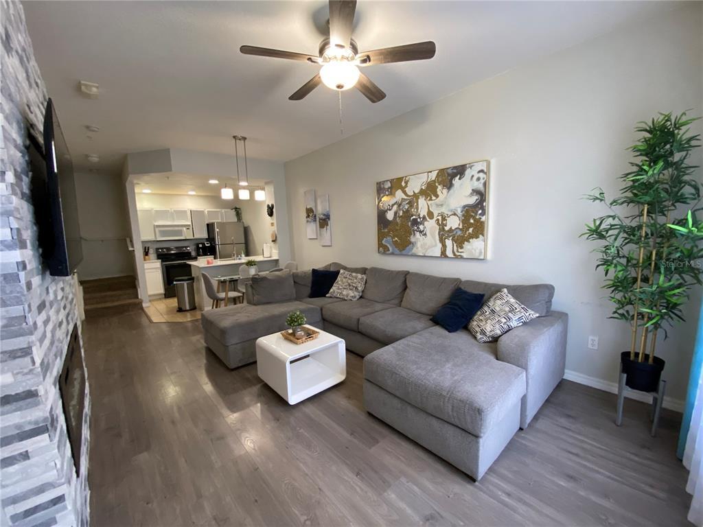 Foto principal - 2260 San Vital Dr