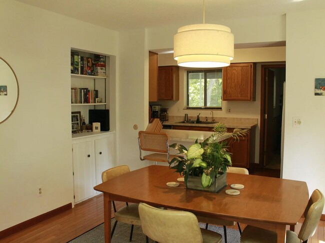 Foto del edificio - 473 Fairwood Dr
