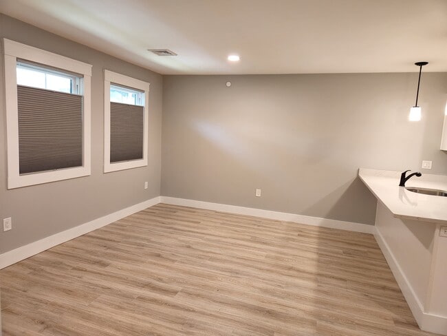 Building Photo - The Suites at Pawtucketville