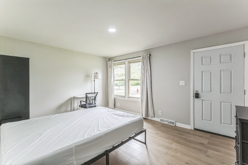 Foto principal - 2265 Wildwood Dr
