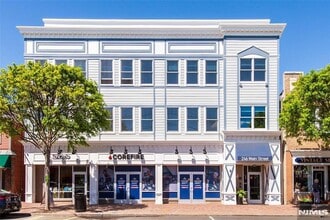 Building Photo - 246 Main St