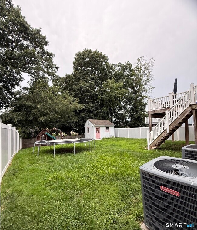 Foto del edificio - 9 Oakledge Cir