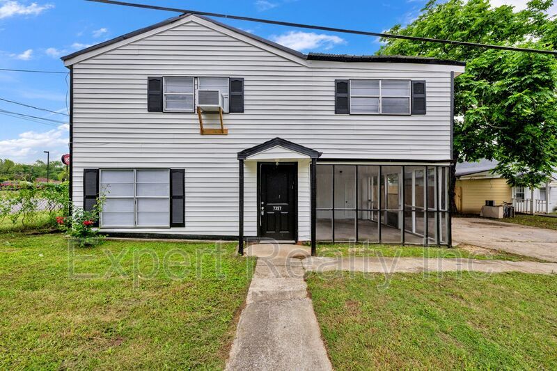 Primary Photo - 7357 Miami Ave