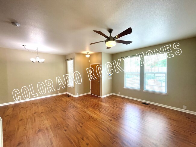 Main level living area - 4084 Diamond Ridge Vw