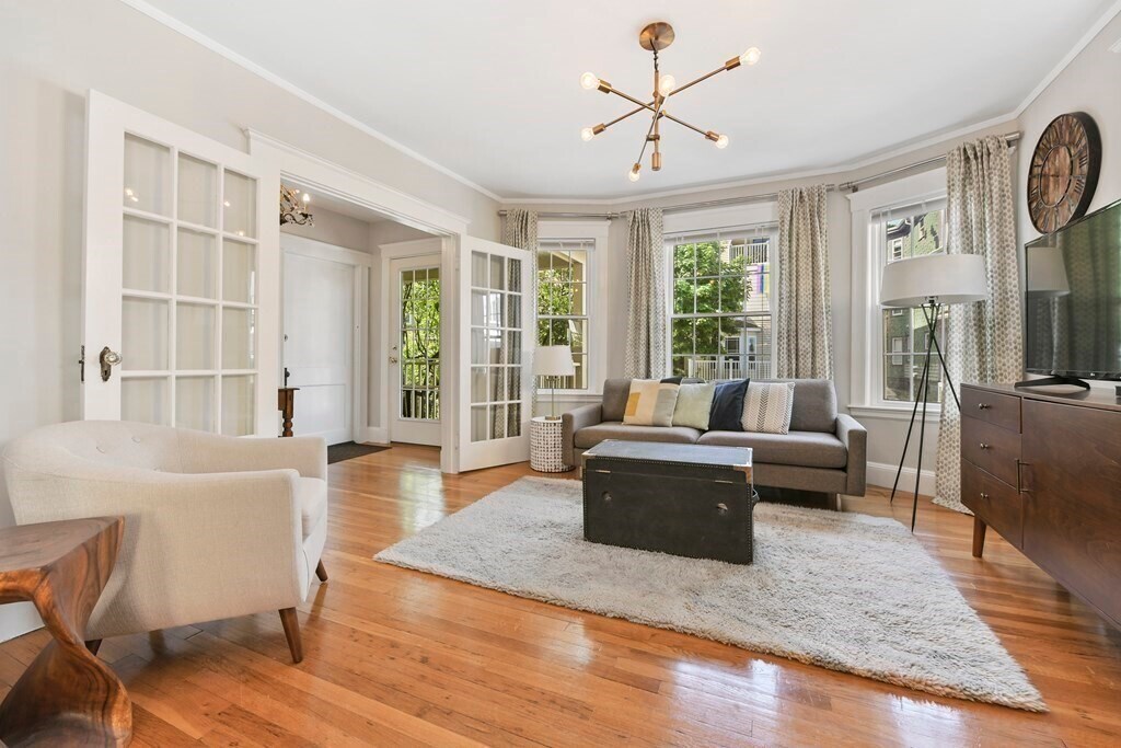 Foto principal - 74-76 Woodlawn St