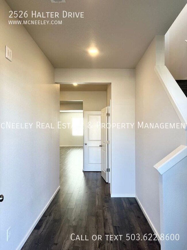 Building Photo - 2526 Halter Dr