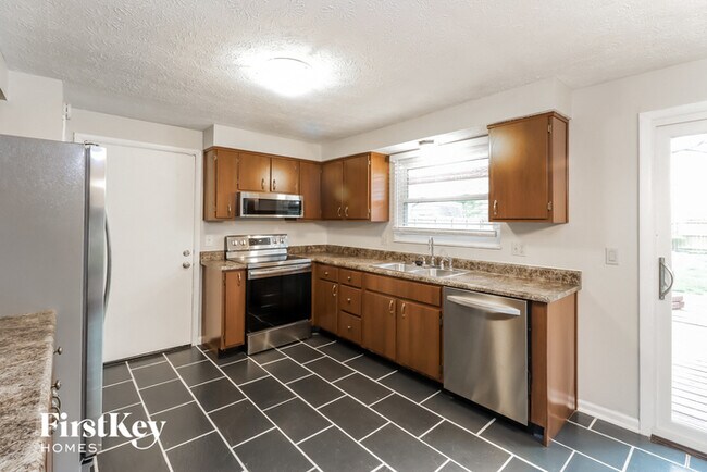 Foto del edificio - 1295 Anthony Ln