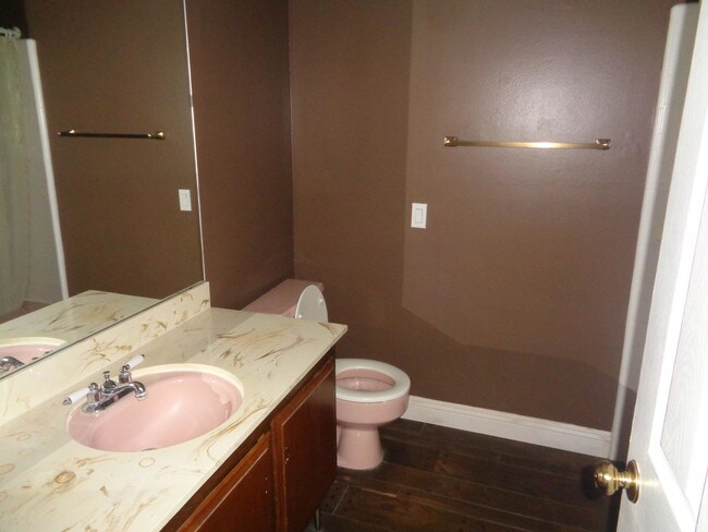 Foto del edificio - 2601 Aland St