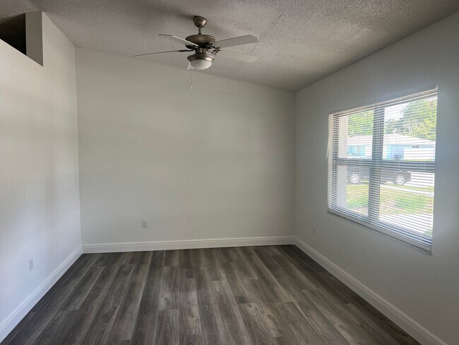 Building Photo - 3500 SW 150th Lane Rd