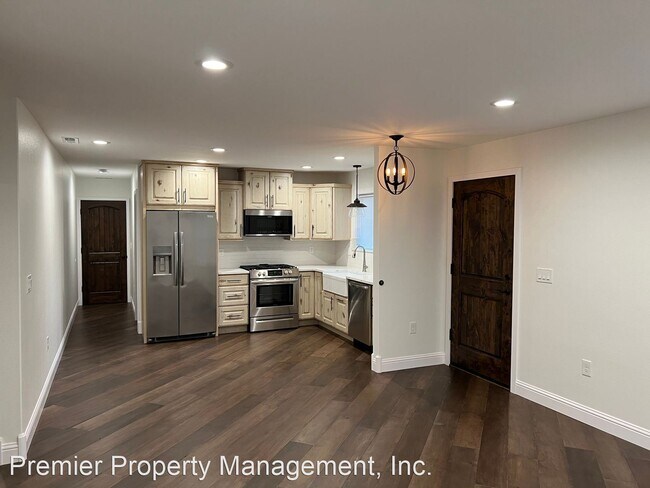 Foto del edificio - 3 br, 2 bath House - 414 NW 99th St