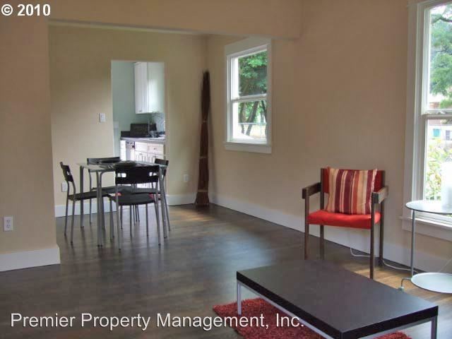 Building Photo - 1 br, 1 bath House - 3608 E. Evergreen Blvd