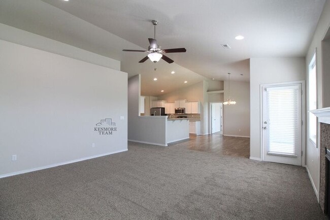 Foto del edificio - 6914 Three Rivers Dr