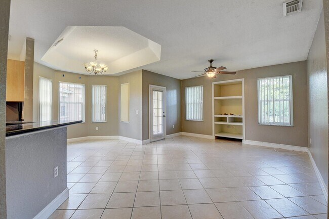 Building Photo - 1206 Belmont Pl