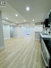 Building Photo - 18 Yvette St