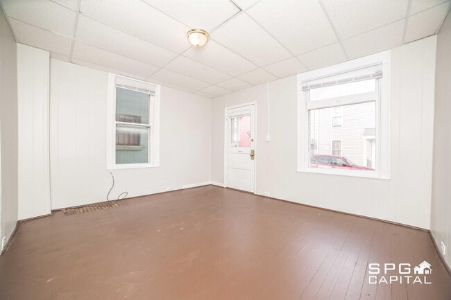 Building Photo - 109 Randolph Ave