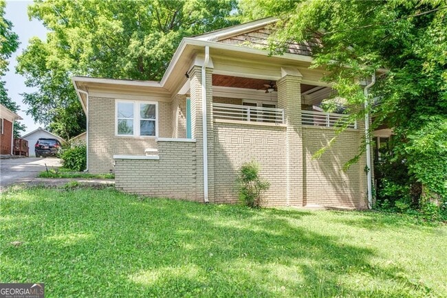 Building Photo - 1158 Donnelly Ave SW