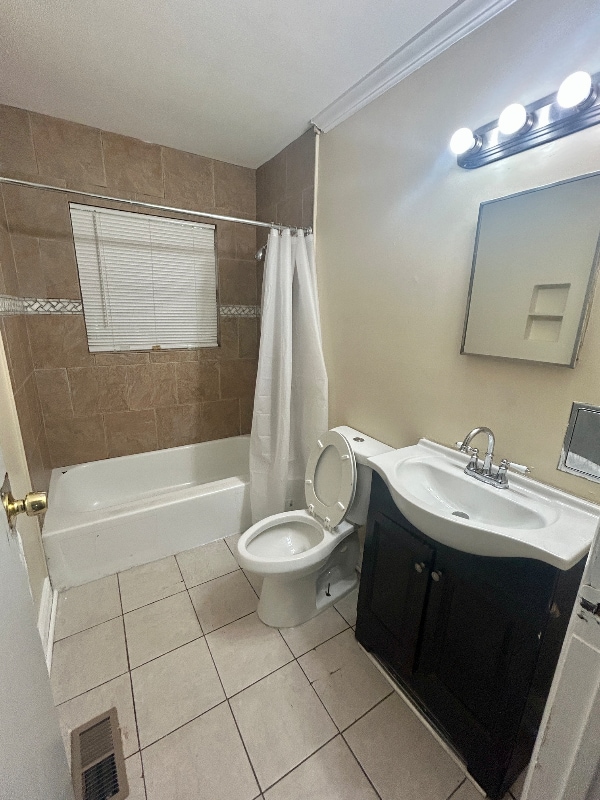 Building Photo - 6650 Westfield Dr