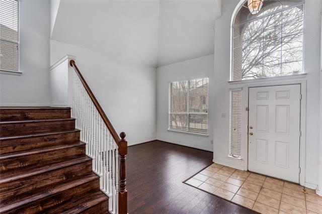 Building Photo - 1617 Clarke Springs Dr