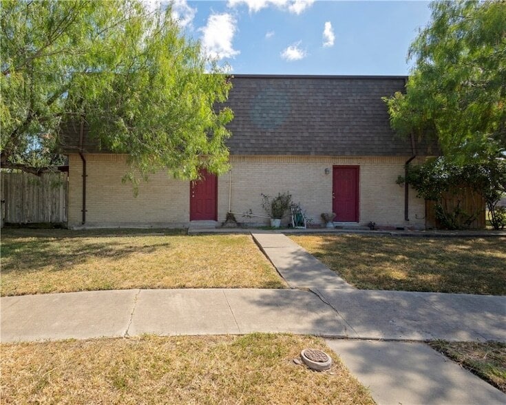 Primary Photo - 5030 Meandering Ln