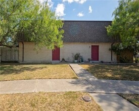 Building Photo - 5030 Meandering Ln