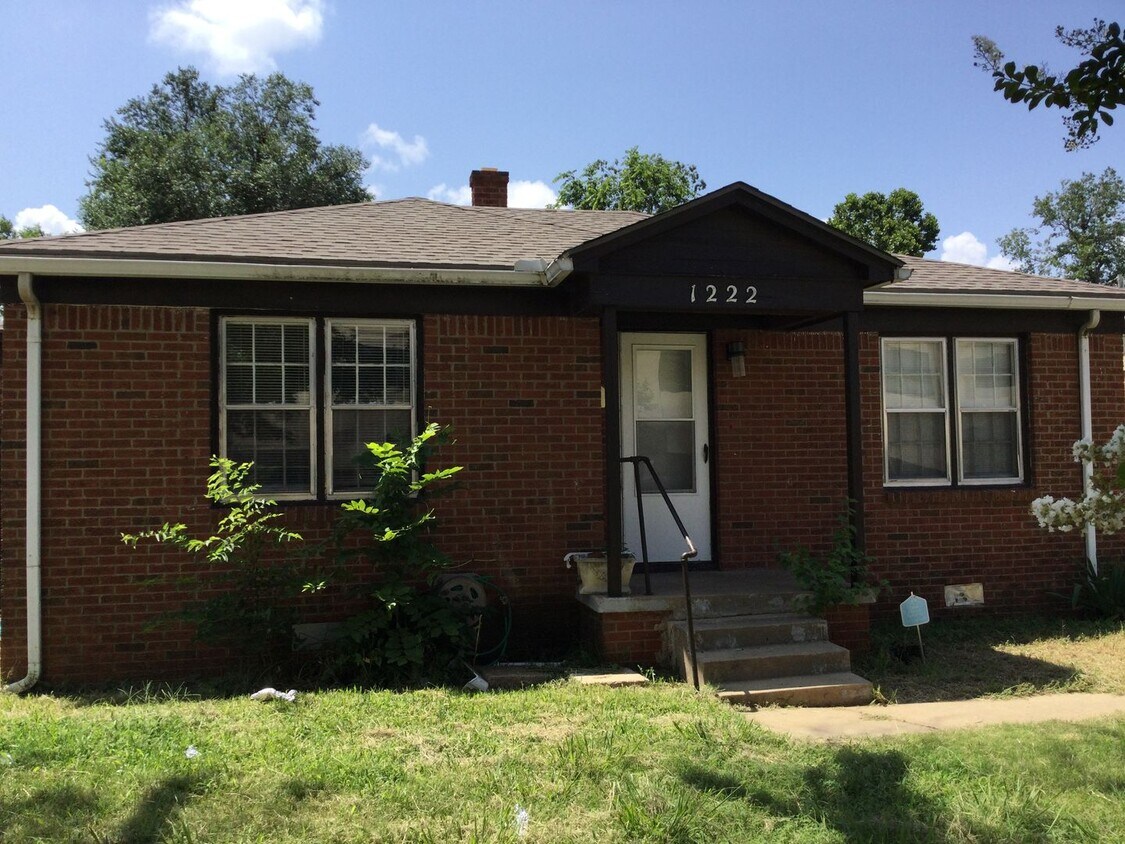 Primary Photo - 1222 NW 95th St