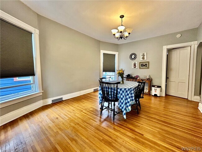 Foto del edificio - 123 Highland Ave