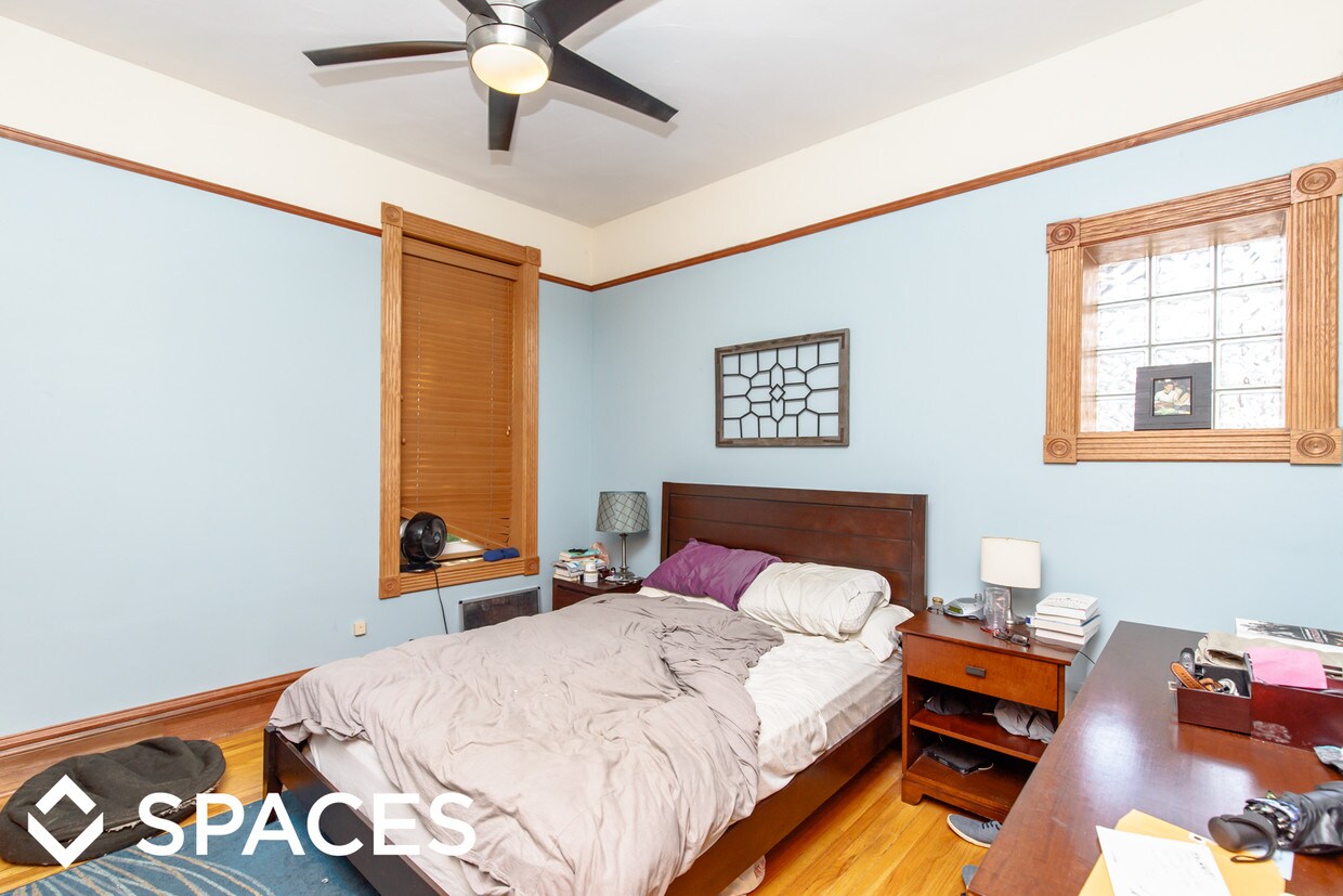 Foto principal - 3626 N Wilton Ave