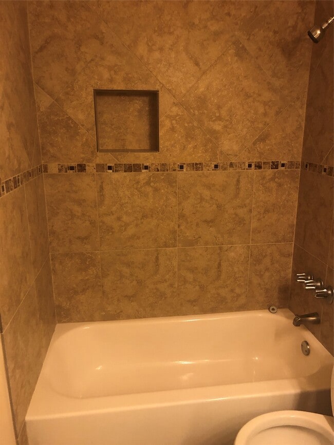 Building Photo - 9531 Pagewood Ln