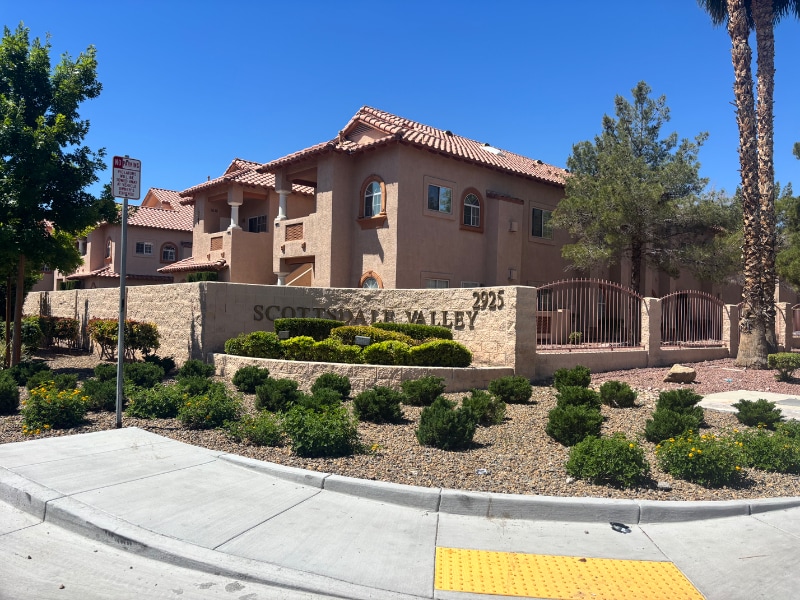 Foto principal - 2925 Wigwam Pkwy