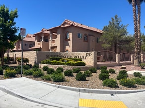 Building Photo - 2925 Wigwam Pkwy