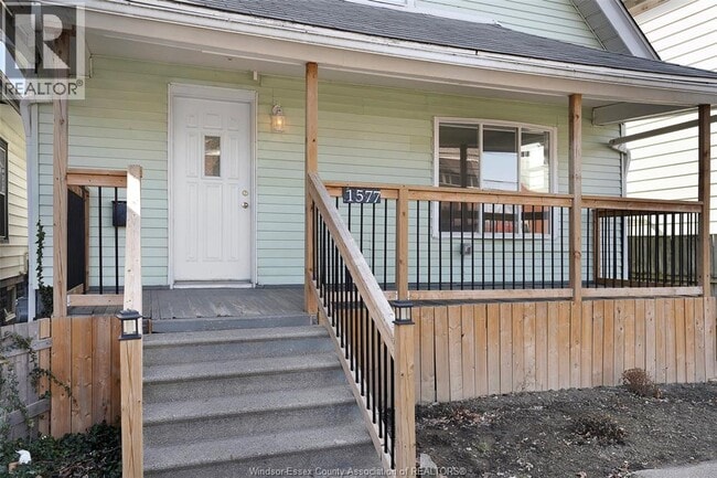 Building Photo - 1577 Pelissier St