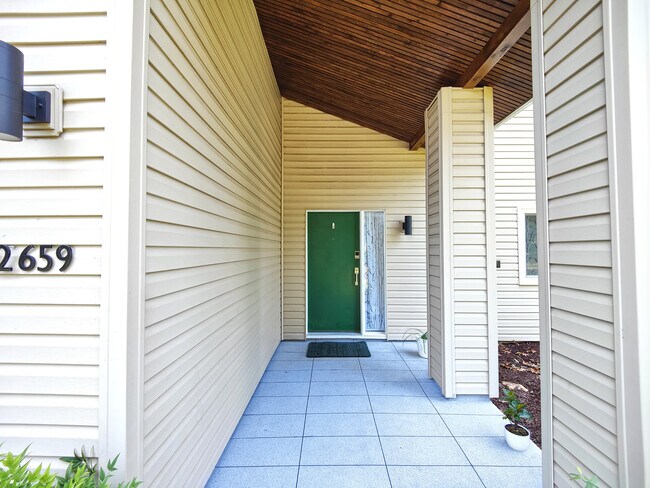 Building Photo - 12659 Willow Spring Ct