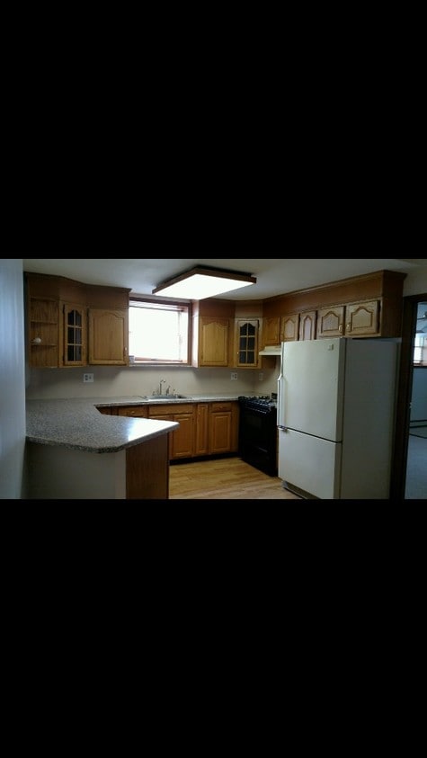 Primary Photo - 46 Alpine Ave