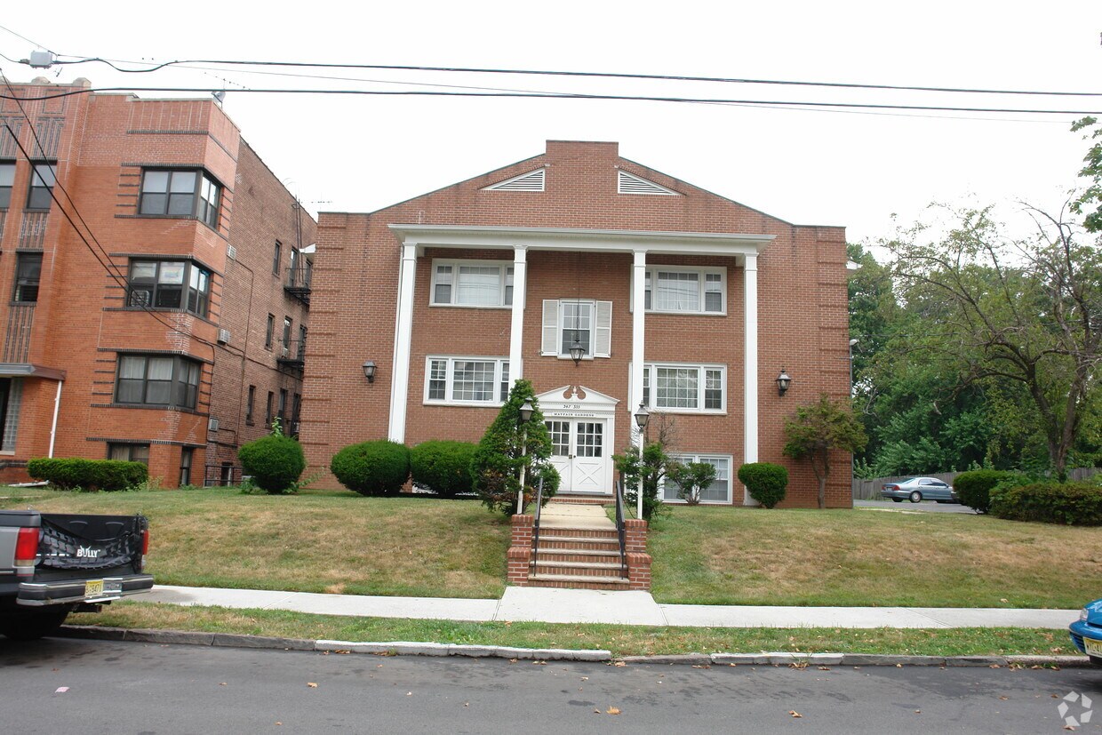 347355 West End Ave, Elizabeth, NJ 07202 Apartments in Elizabeth, NJ