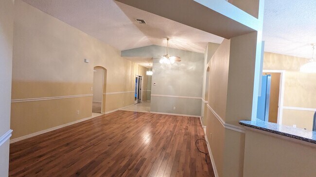 Foto del edificio - 2097 Deercroft Dr